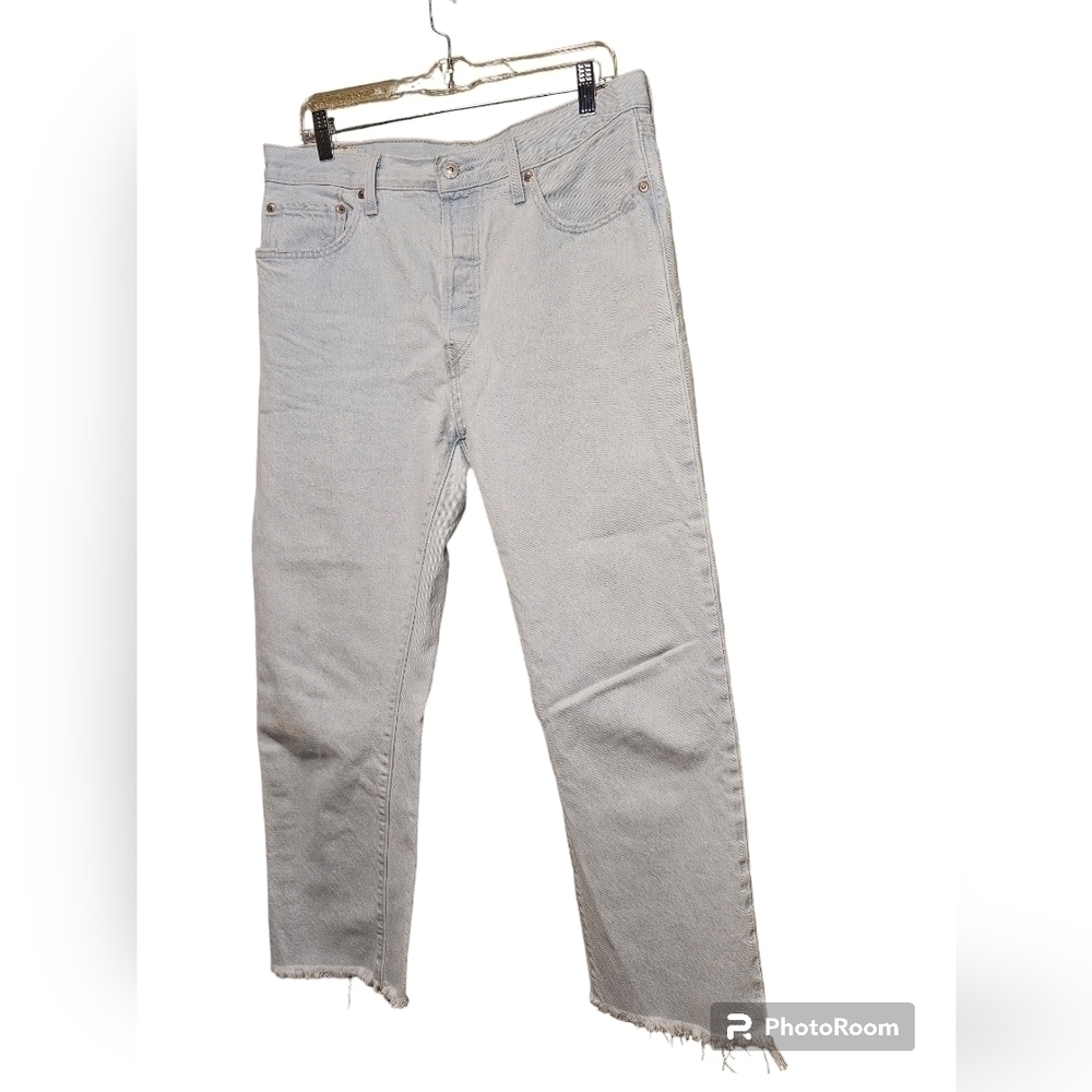 501 Levi's button-up light wash 100% cotton boyfriend cut oversized 32